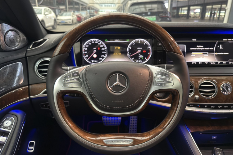 奔驰S级 2014款 S 400 L 豪华型中控内饰7003