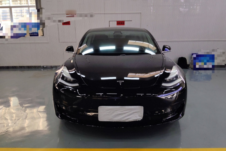 特斯拉 Model 3 2019款 标准续航后驱升级版车身外观2
