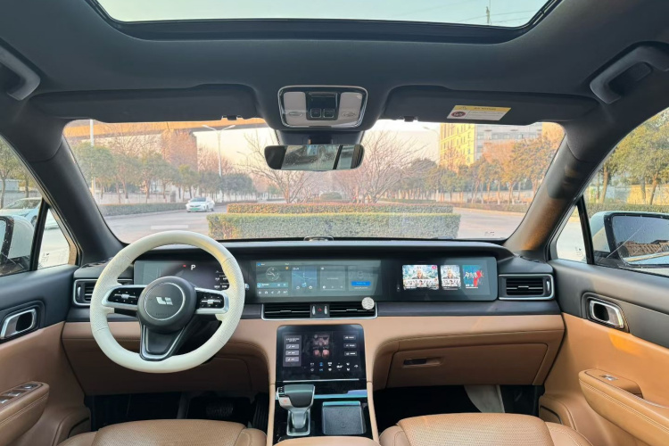 理想汽车 理想ONE 2021款 增程6座版中控内饰7003