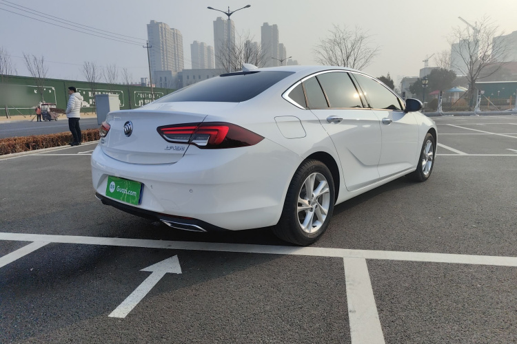 别克 君威 2020款 552T 精英型车身外观6004