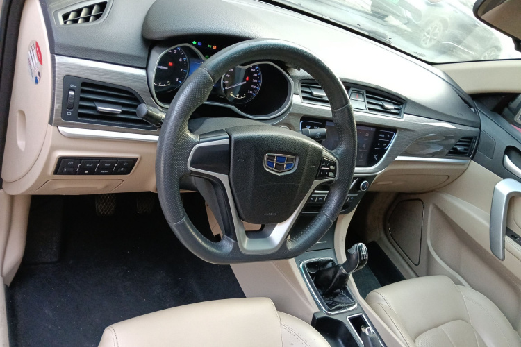 吉利汽车 帝豪 2017款 三厢百万款 1.5L 手动豪华型中控内饰7002