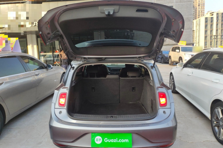 别克 阅朗 2019款 18T 自动互联精英型 国V机舱底盘23