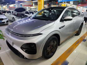 小鹏G6 2025款 625 长续航 Max 科技版