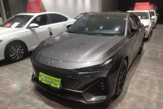 长安UNI-V 2023款 1.5T 尊贵型