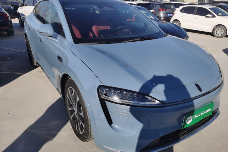 鸿蒙智行 智界R7 2025款 增程 251km Pro车身外观3