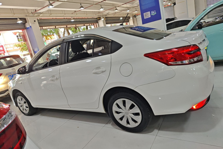 丰田 YARiS L 致享 2019款 1.5E CVT魅动版 国VI车身外观4