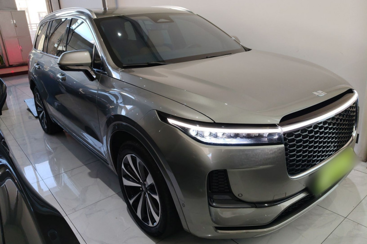 理想汽车 理想ONE 2021款 增程6座版车身外观3