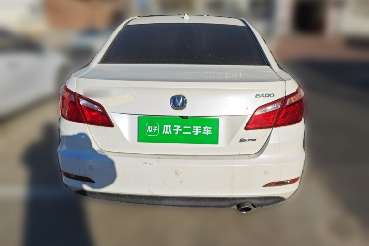 长安 逸动 2016款 1.6L 自动风尚型车身外观6004