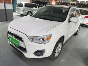 三菱 劲炫ASX 2013款 2.0L CVT两驱精英版