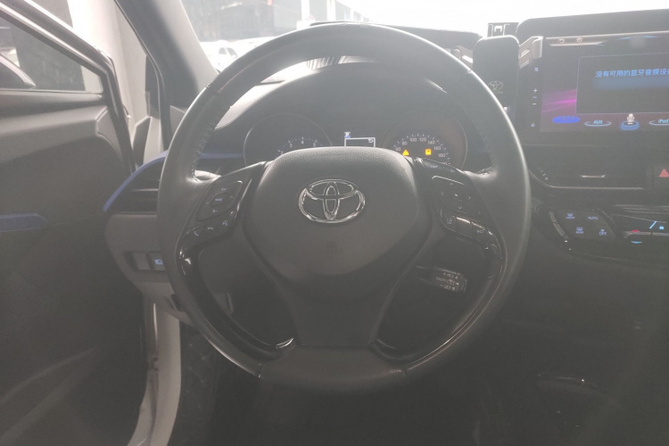丰田C-HR 2020款 2.0L 豪华版局部细节13