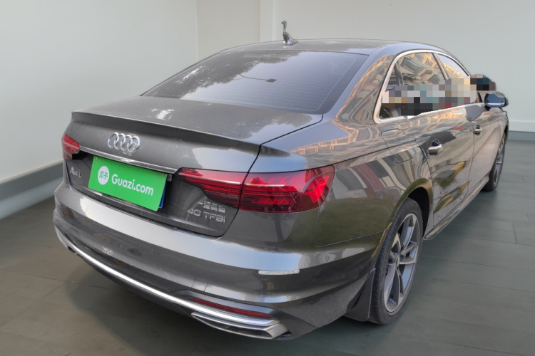 奥迪A4L 2020款 40 TFSI 时尚致雅型车身外观7