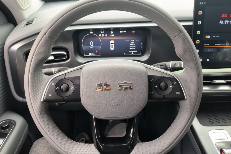 北京BJ30 2024款 1.5T 轻野Pro版中控内饰13