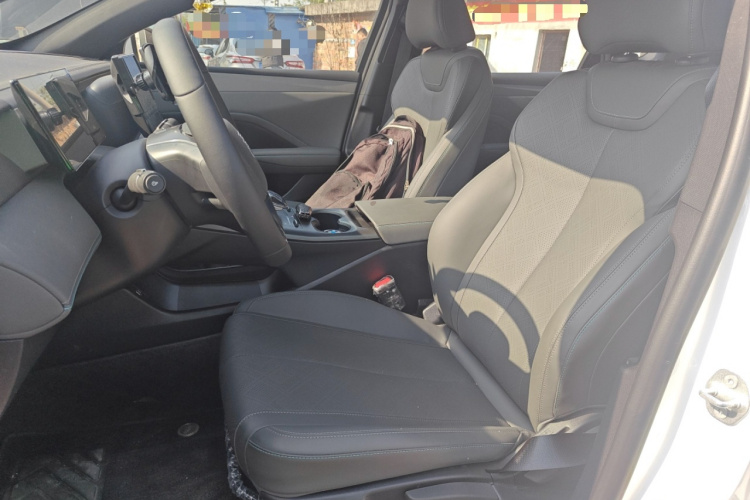 比亚迪 秦PLUS 2025款 DM-i 智驾版 55KM领先型局部细节19