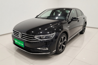 大众 迈腾 2023款 200万辆纪念版 330TSI DSG豪华型