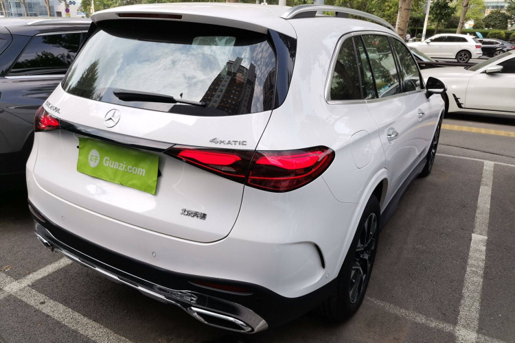 奔驰GLC 2024款 GLC 260 L 4MATIC 豪华型 5座车身外观6005