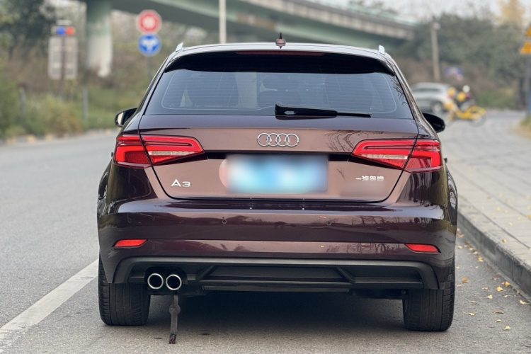 奥迪A3 2018款 30周年年型 Sportback 35 TFSI 进取型车身外观6002