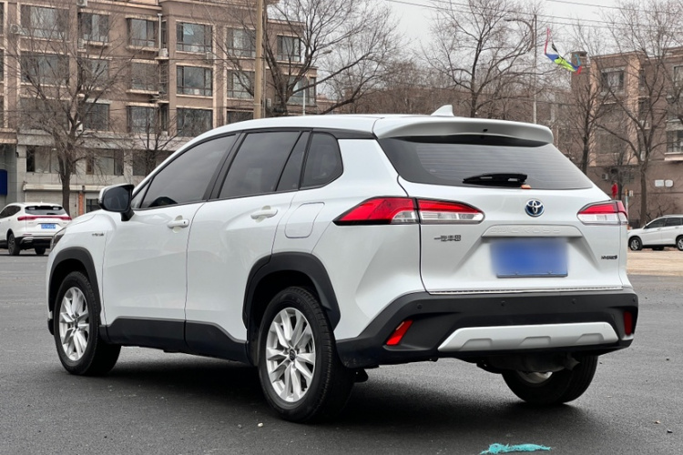 丰田 卡罗拉锐放 2023款 双擎 2.0L 先锋版车身外观6002