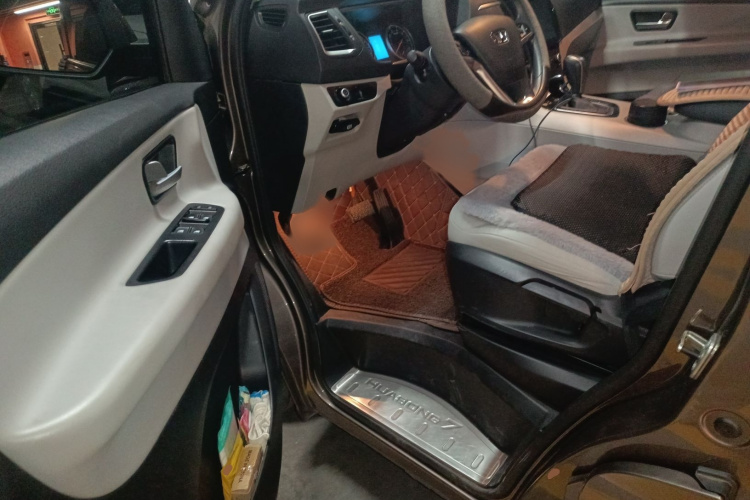 华颂7 2015款 2.0T 自动舒适型中控内饰7003