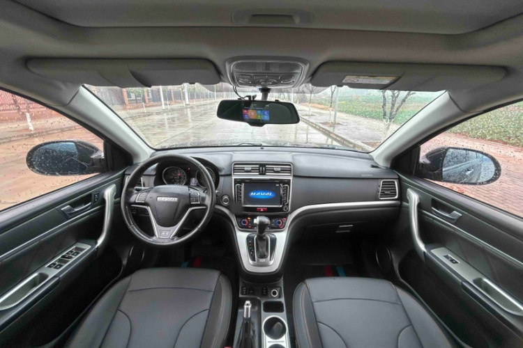哈弗H6 2017款 蓝标 运动版 1.5T 自动两驱豪华型中控内饰7003