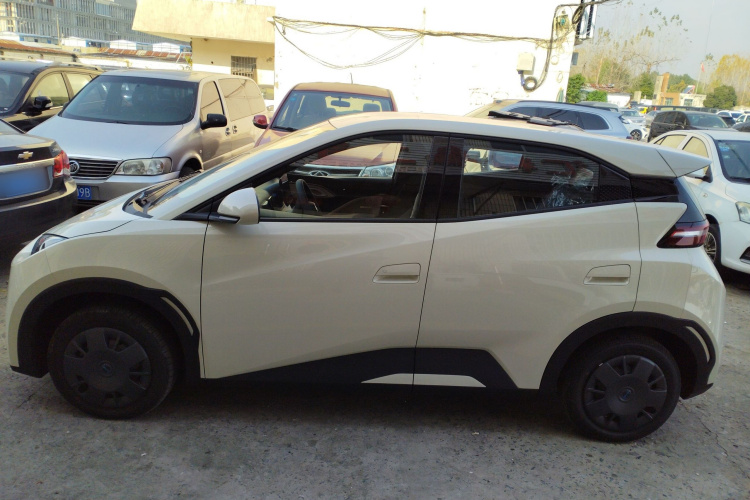 比亚迪 海鸥 2025款 智驾版 305km 活力版车身外观4