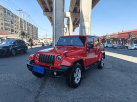 Jeep 牧马人 2014款 3.0L Sahara 四门版