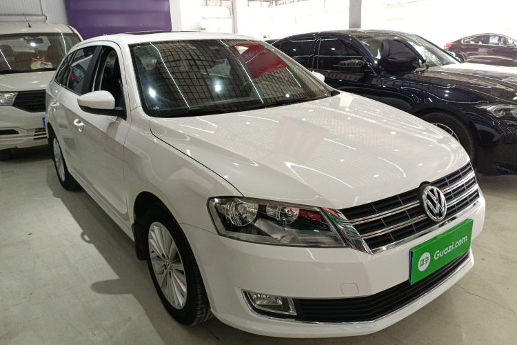 大众 朗行 2013款 1.6L 自动舒适型车身外观3