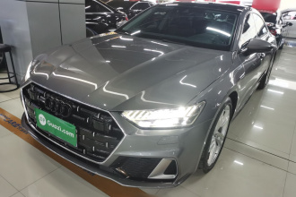 奥迪A7L 2022款 45 TFSI S-line 筑梦未来版