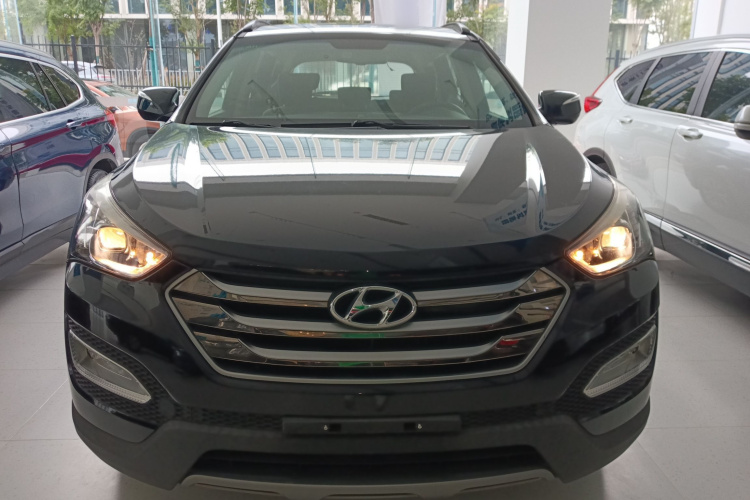 现代 胜达 2015款 2.0T 自动两驱舒适型 5座车身外观6001