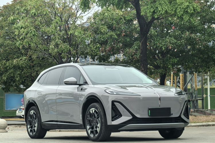 红旗天工06 2025款 520 智选版车身外观6002