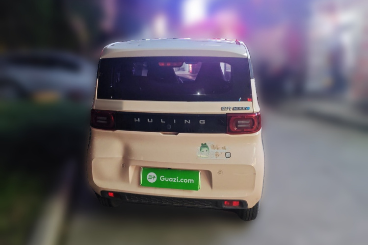 五菱汽车 宏光MINIEV 2021款 马卡龙臻享款 磷酸铁锂车身外观6004