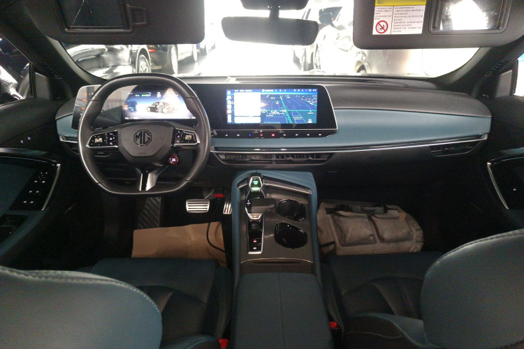 名爵 MG7 2023款 2.0T 自动Trophy+激擎耀世版中控内饰7002