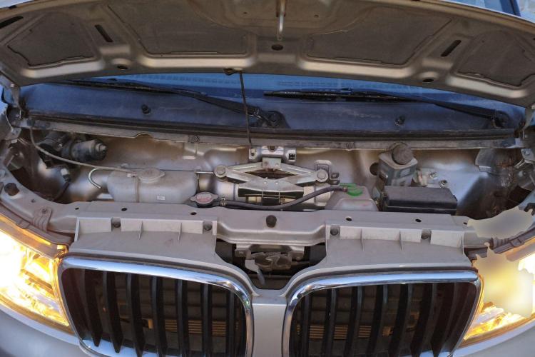 金杯 小海狮X30 2020款 1.5L 厢货超享型国VI SWC15M机舱底盘24