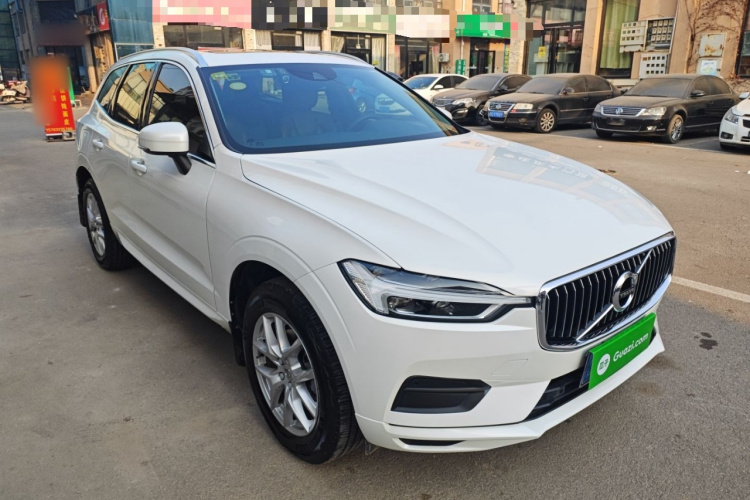 沃尔沃XC60 2019款 T5 四驱智逸版 国V车身外观3