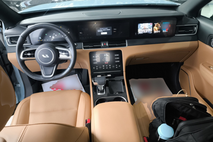 理想汽车 理想ONE 2021款 增程6座版中控内饰12