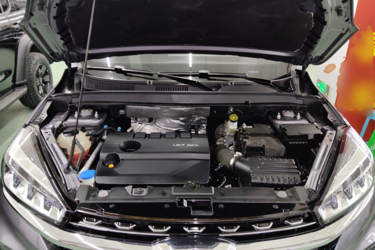 奇瑞 瑞虎8 2023款 鲲鹏版 290TGDI 自动卓越版机舱底盘24