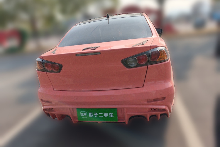 三菱 翼神 2013款 时尚版 1.8L 手动舒适型车身外观6