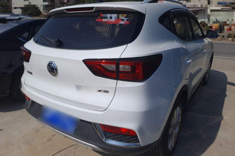 名爵ZS 2017款 1.5L 自动精英版车身外观7