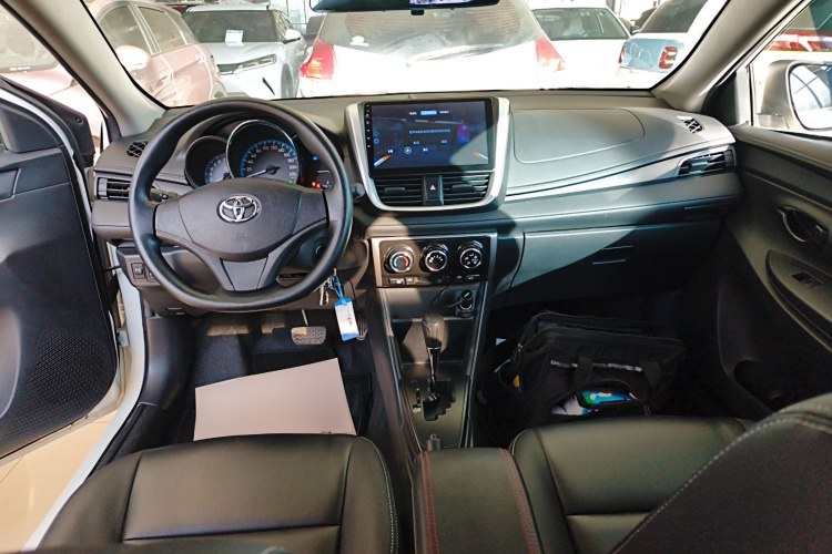 丰田 威驰 2019款 1.5L CVT创行版中控内饰12