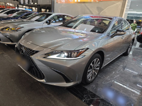 雷克萨斯ES 2023款 200 卓越版