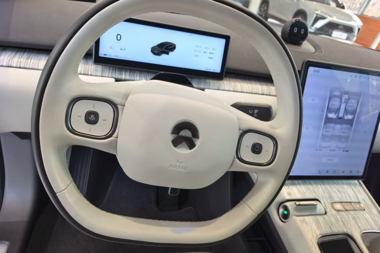 蔚来ET7 2024款 75kWh 行政版局部细节13