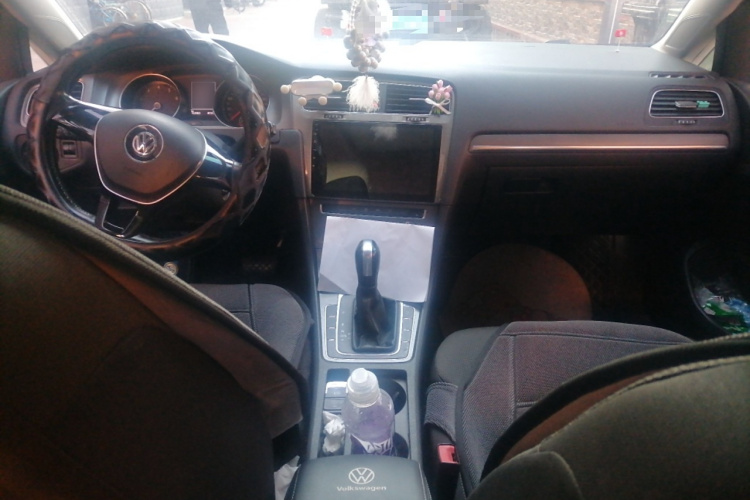 大众 高尔夫 2014款 1.6L 自动舒适型中控内饰12