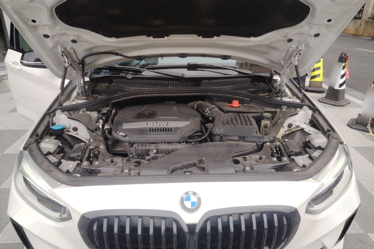 宝马1系 2022款 120i M运动曜夜版局部细节24