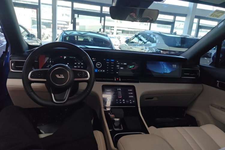 理想汽车 理想ONE 2020款 增程6座版中控内饰12