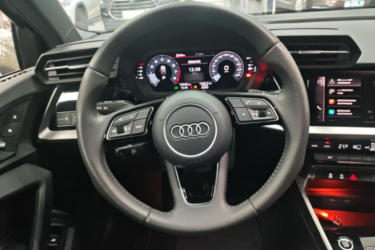 奥迪A3 2021款 Sportback 35 TFSI 进取运动型中控内饰13