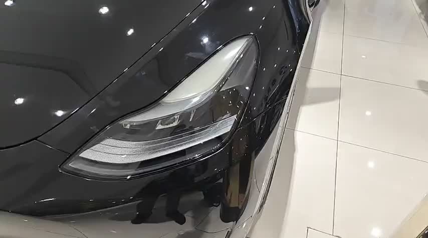 特斯拉 Model Y 2022款 改款 后轮驱动版实拍1