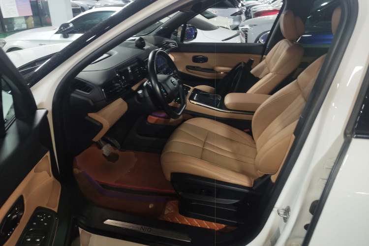 蔚来ES8 2020款 415KM 七座版中控内饰20