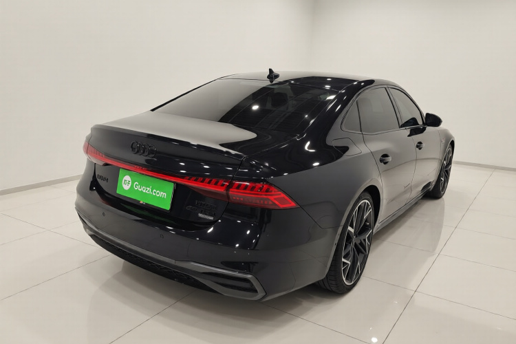 奥迪A7L 2024款 45 TFSI quattro 黑武士版车身外观7