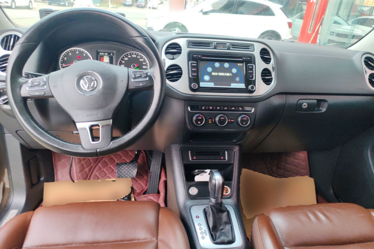 大众 途观 2015款 1.8TSI 自动两驱豪华型中控内饰12