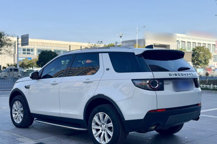 路虎 发现神行 2018款 240PS SE版车身外观6004