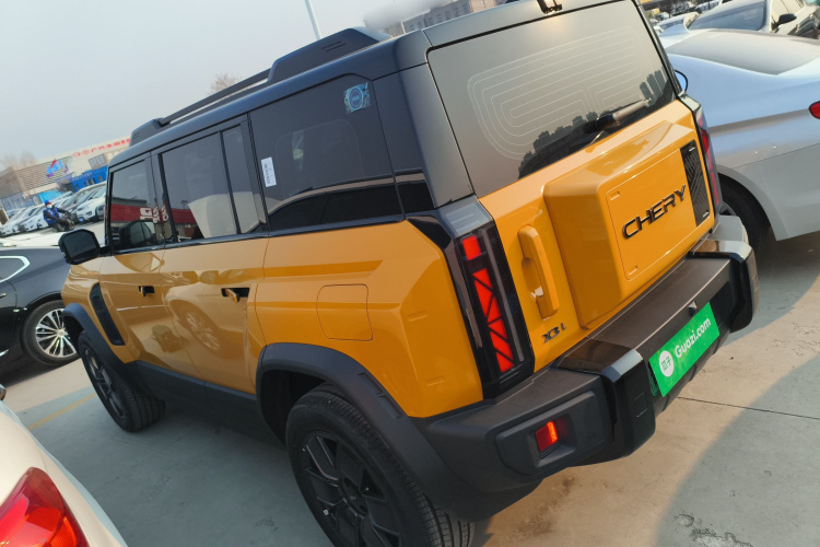 奇瑞 风云X3L 2025款 215远行版车身外观4